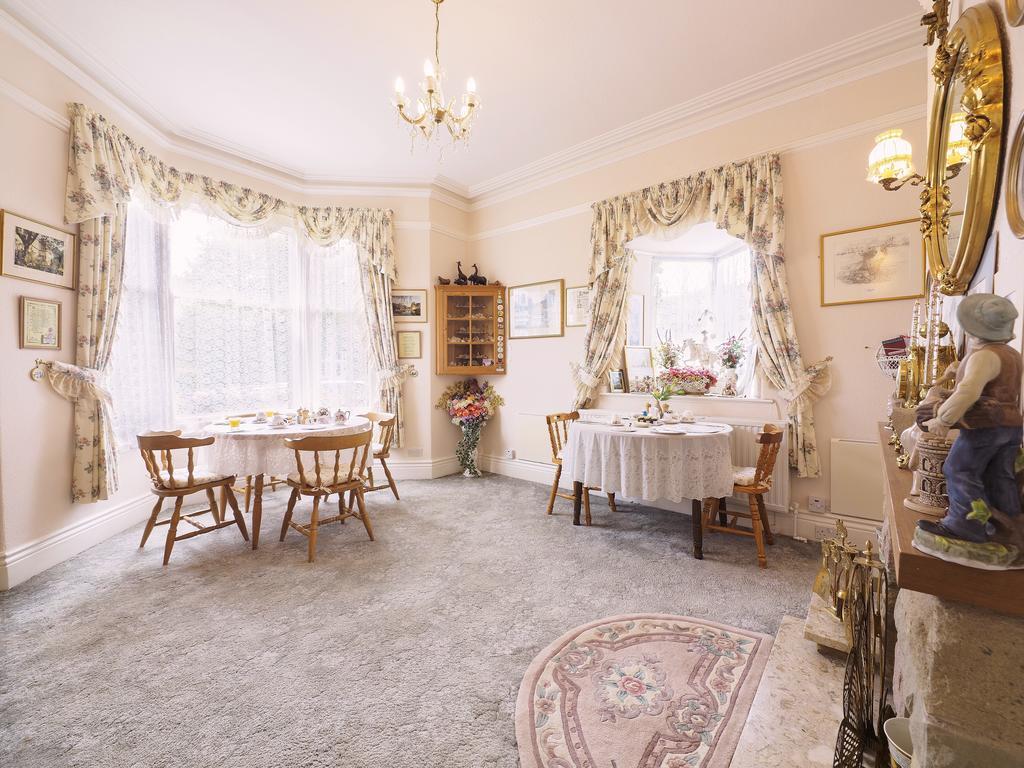 Braemar Guest House Бакстон Экстерьер фото